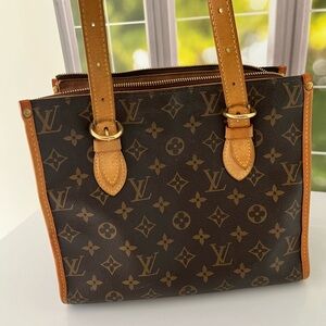 Louis Vuitton Monogram shoulder bag